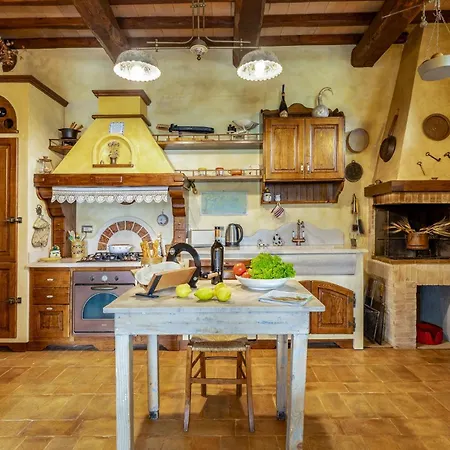 Villa San Rocco 4, Emma Montecchio (Terni)