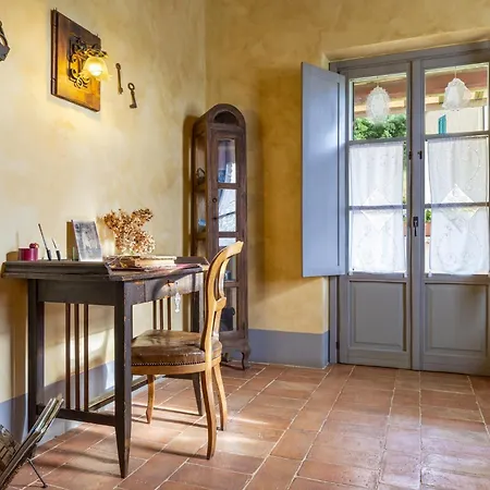 San Rocco 4, Emma Villa *