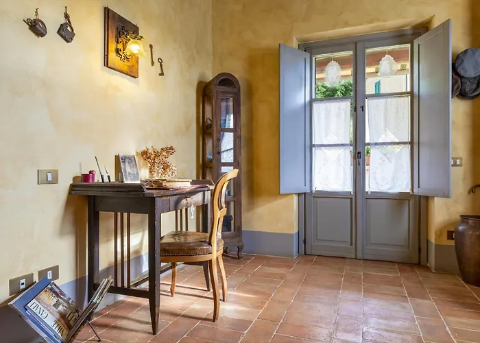 San Rocco 4, Emma Villa *